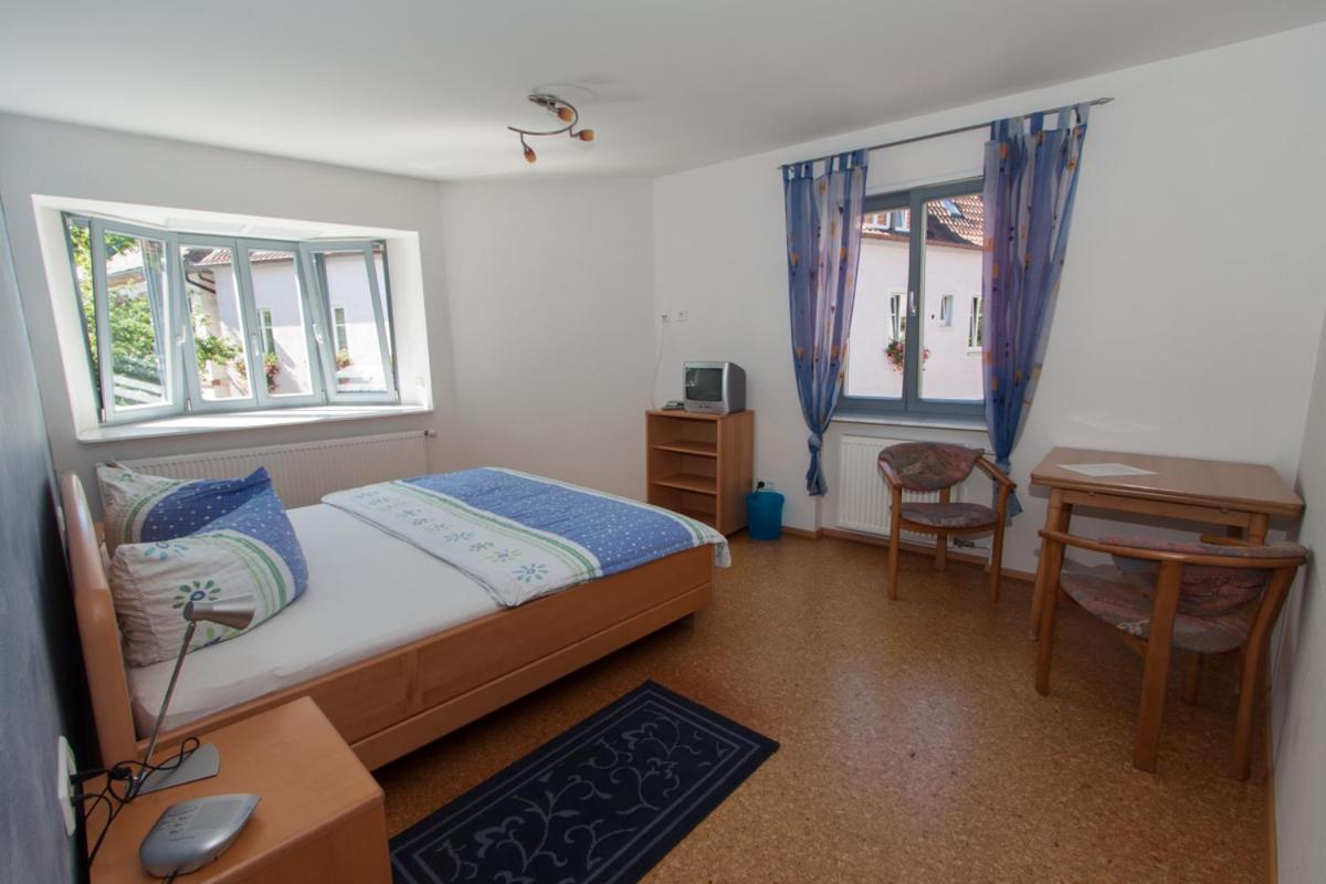 Zum Weinsticher, Weingut Anlag/Nichterlein Rhodt unter Rietburg Extérieur photo