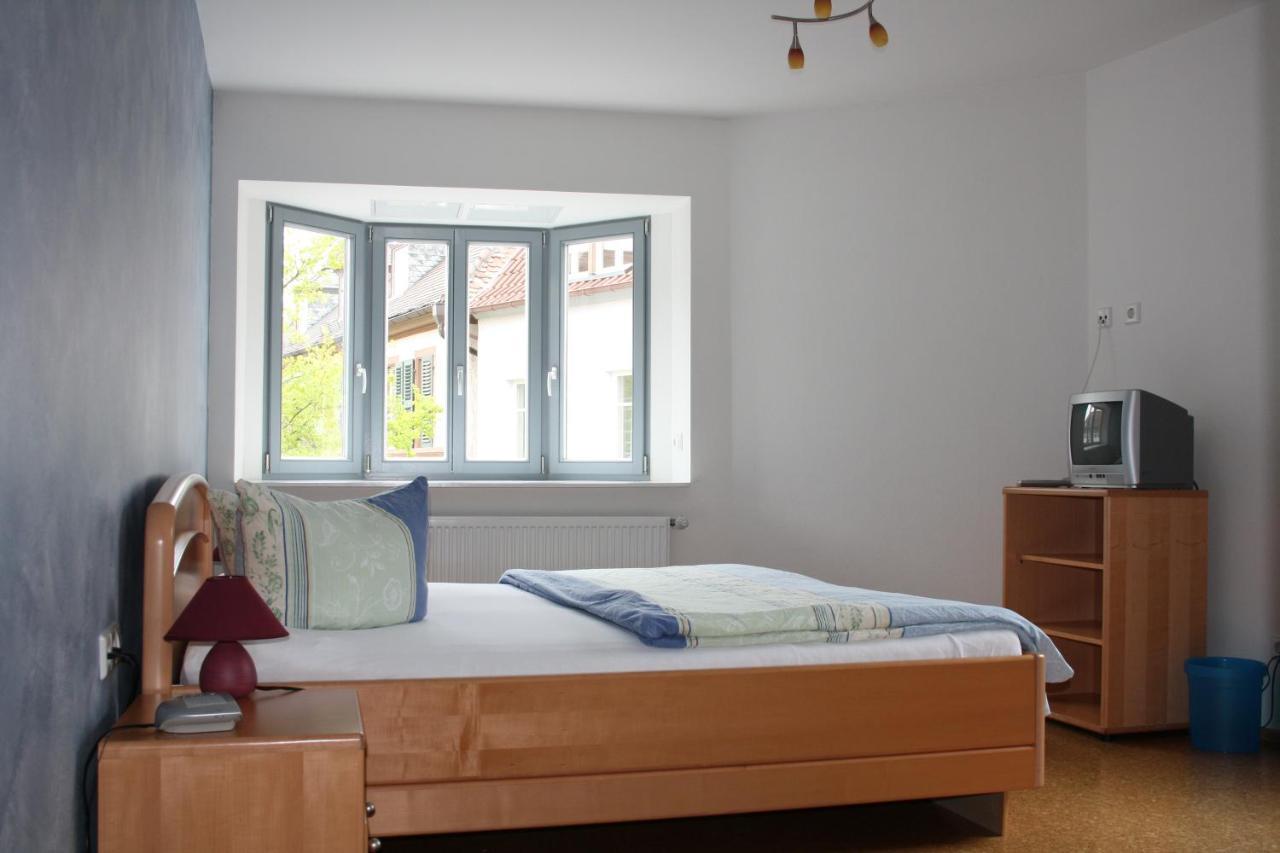 Zum Weinsticher, Weingut Anlag/Nichterlein Rhodt unter Rietburg Extérieur photo