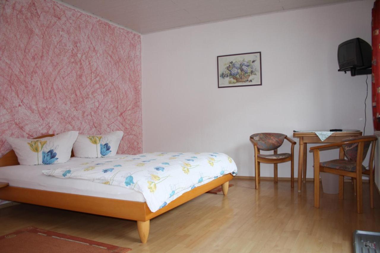 Zum Weinsticher, Weingut Anlag/Nichterlein Rhodt unter Rietburg Extérieur photo