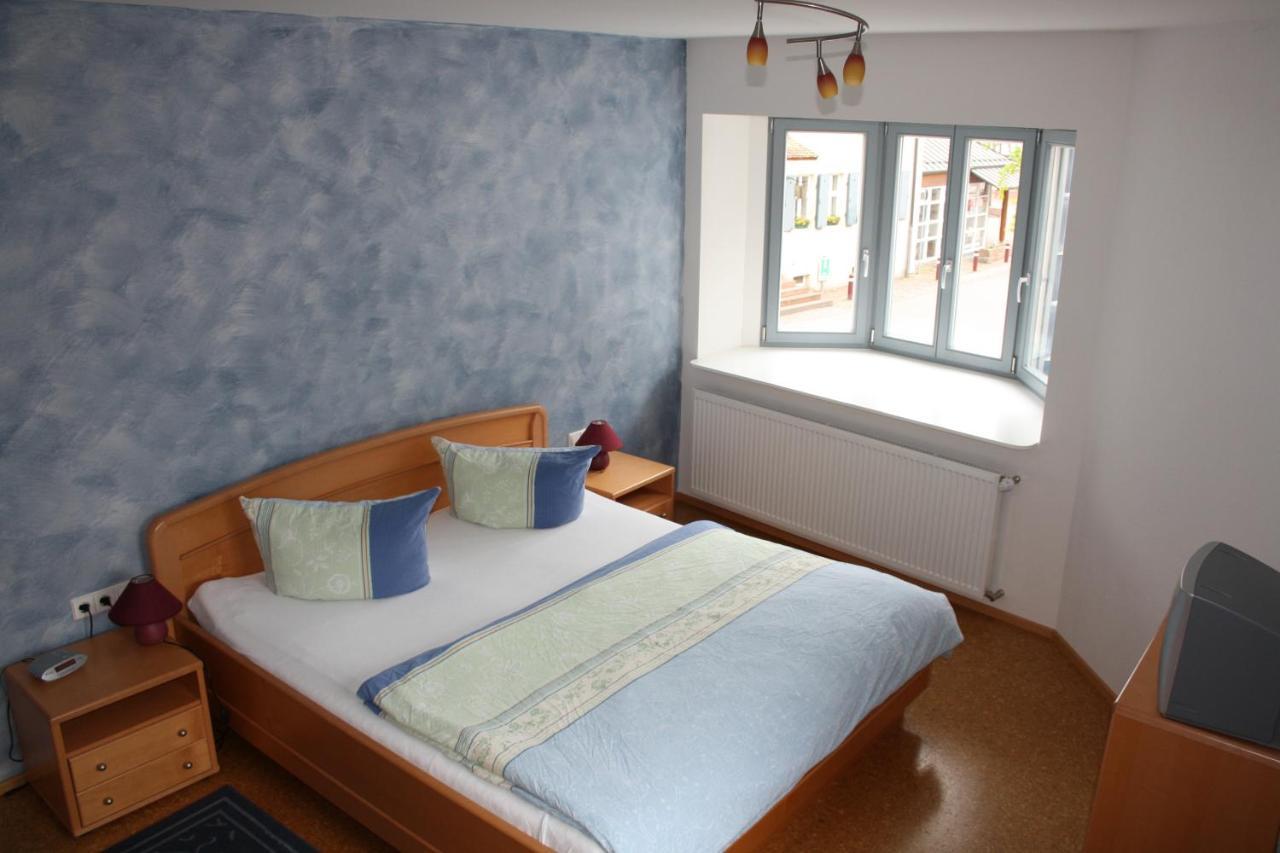 Zum Weinsticher, Weingut Anlag/Nichterlein Rhodt unter Rietburg Extérieur photo